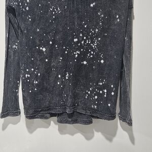 Black and White Women's Sweatshirt